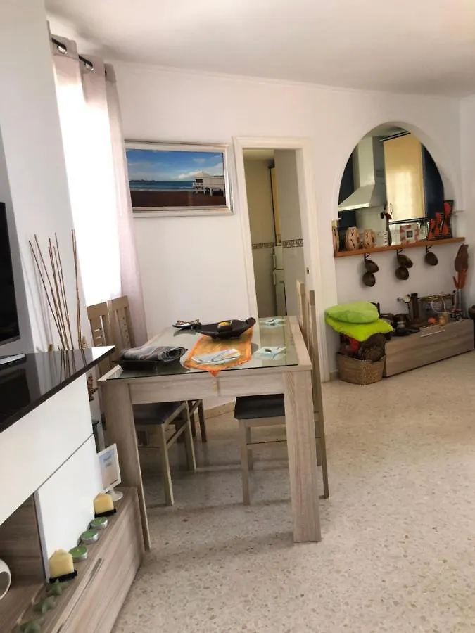 Monica El Bosque Apartment