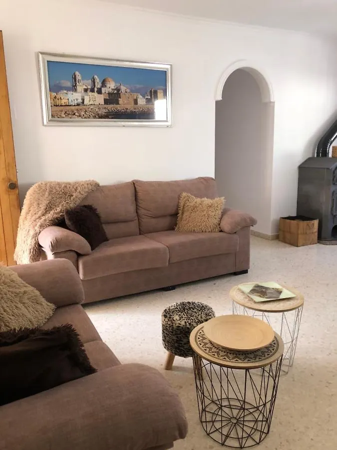 Monica El Bosque Apartment