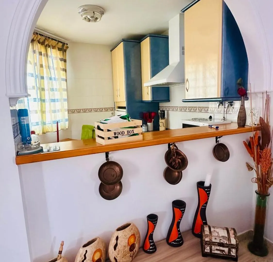 Monica El Bosque Apartment